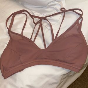 Lulu lemon sports bra